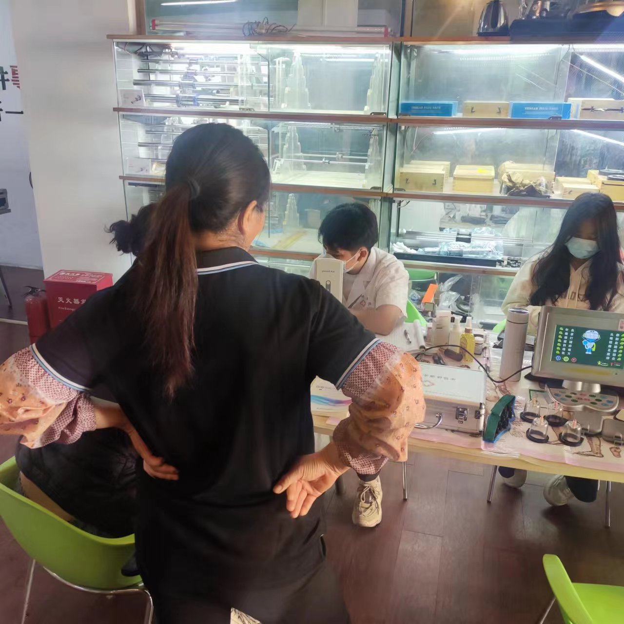 關(guān)懷備至！漢藝精工組織職工健康體檢！